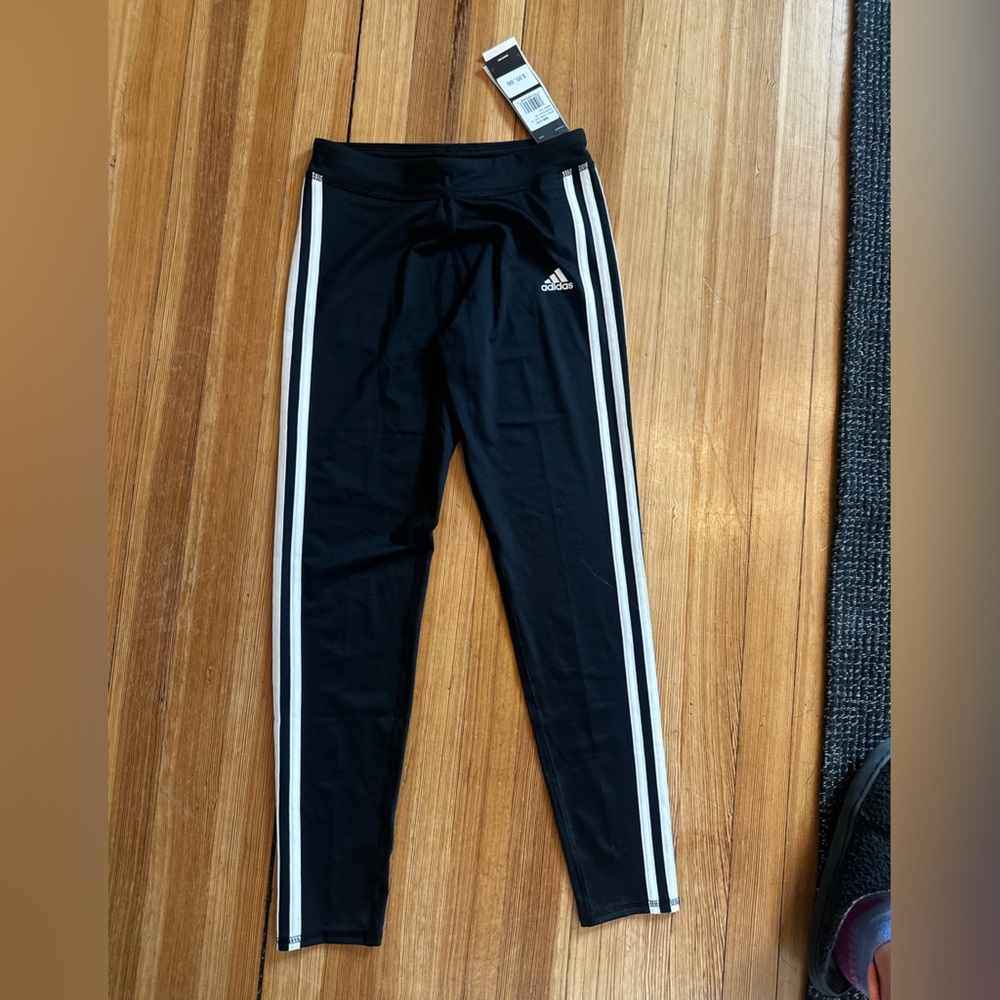 NWT, Adidas, girls aeroready leggings, size 14 (L)